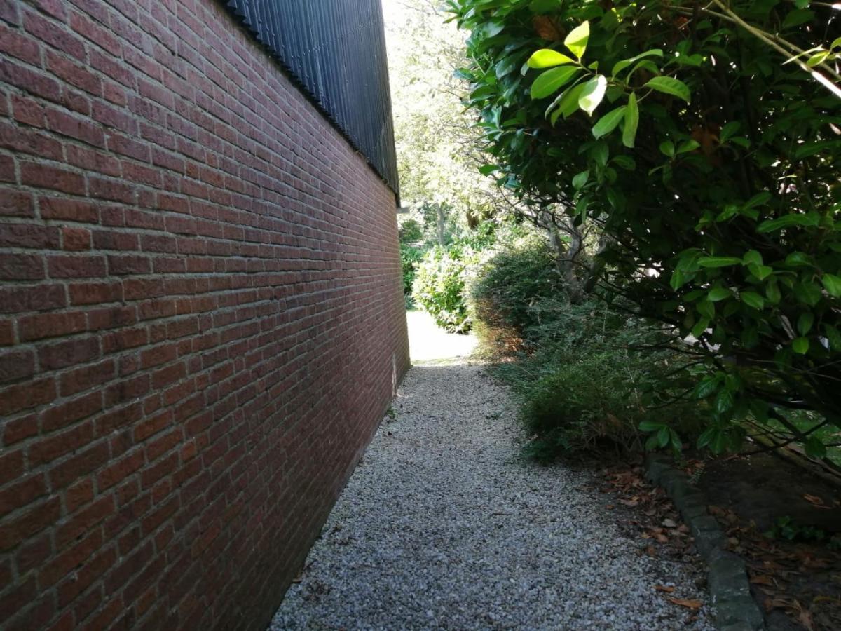 Oude-Tonge Holiday House Near Fishing Waters Exterior foto