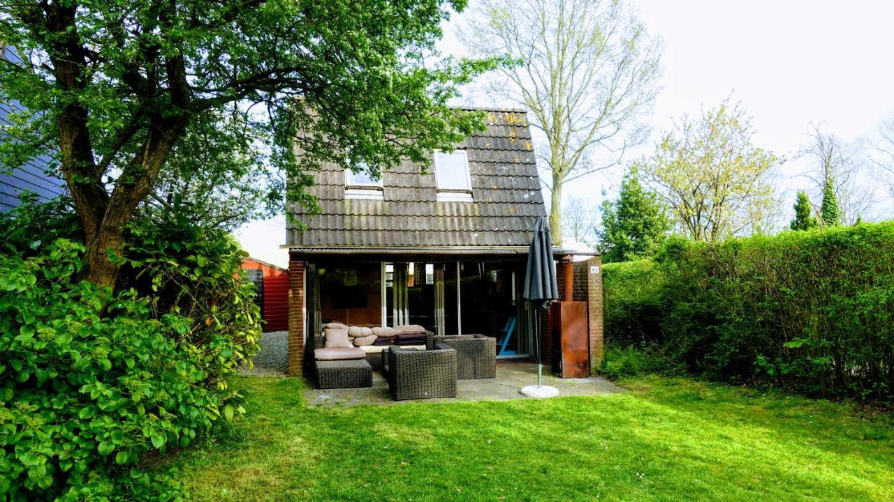Oude-Tonge Holiday House Near Fishing Waters Exterior foto